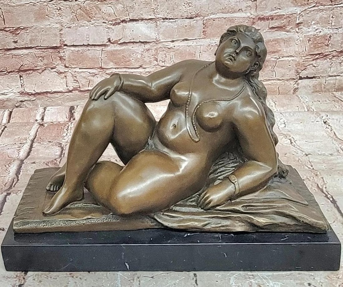 La Playa Modern Bronze Sculpture after Fernando Botero - 9" x 13": La Playa Modern Bronze Sculpture after Fernando Botero - 9" x 13" This modern bronze sculpture, titled La Playa and signed by Fernando Botero, captures the artist's signature volumetric style 