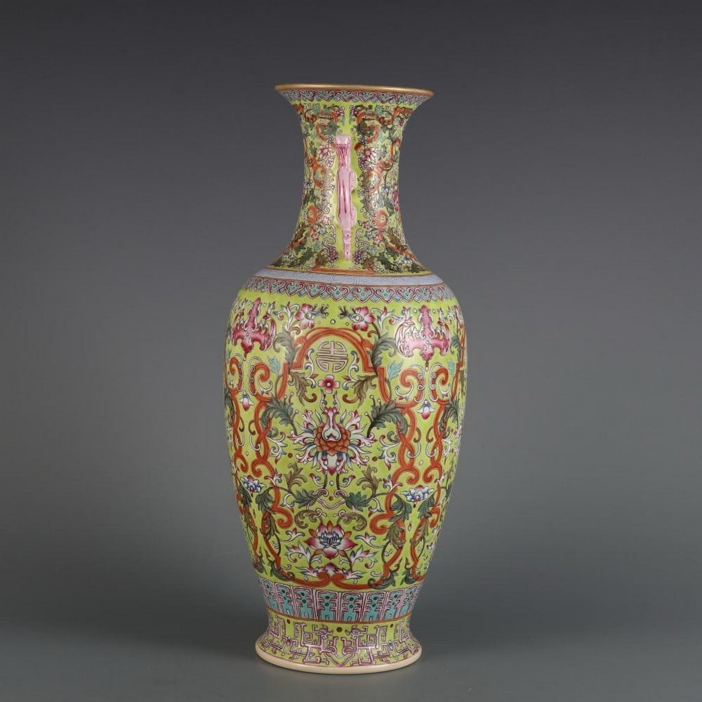 Qing Dynasty Qianlong Green Famille Rose Fushou Auspicious Vase: Qing Dynasty Qianlong Green Famille Rose Fushou Auspicious Vase A finely crafted porcelain vase from the Qianlong period of the Qing Dynasty, beautifully decorated in green famille rose enamels. The s