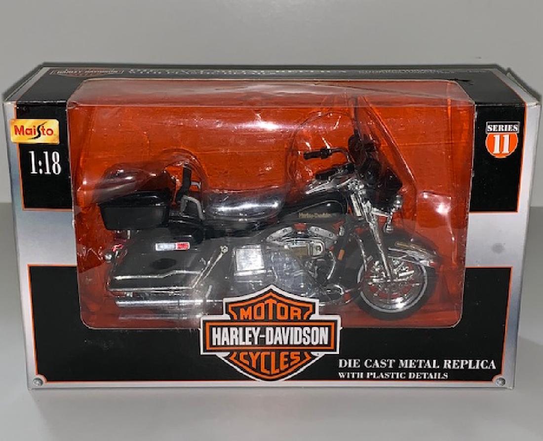 HARLEY-DAVIDSON â€“ FLH-80 Electra Glide Motorcycle: Never Removed from Original Box