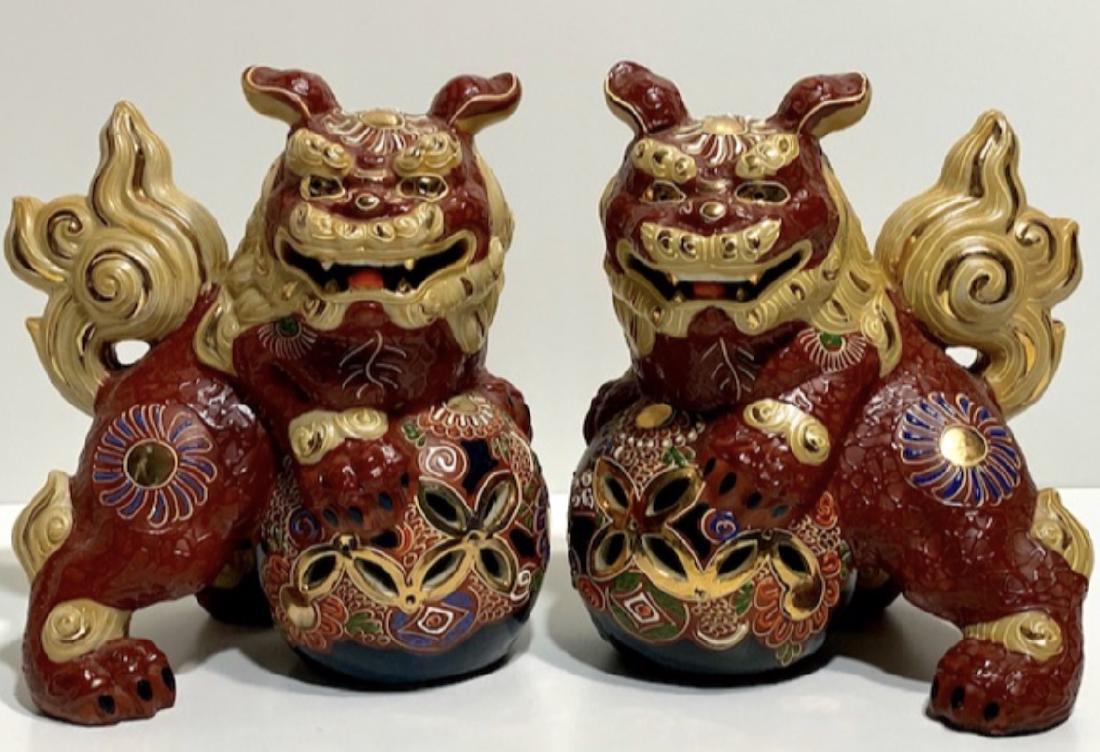 Antique Moriage Kutani Pottery Guardian FOO DOGS: Back Stamped â€“ Satsume Moriage - Gallery Priced $1,875.00 - Perfect Condition - 7.5â€ x 7â€