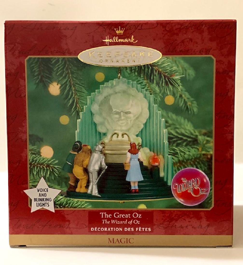 WIZARD of OZ Animated Voice & Light Up Ornament: Keepsake Figure - Comes in Original Mint Sealed Box