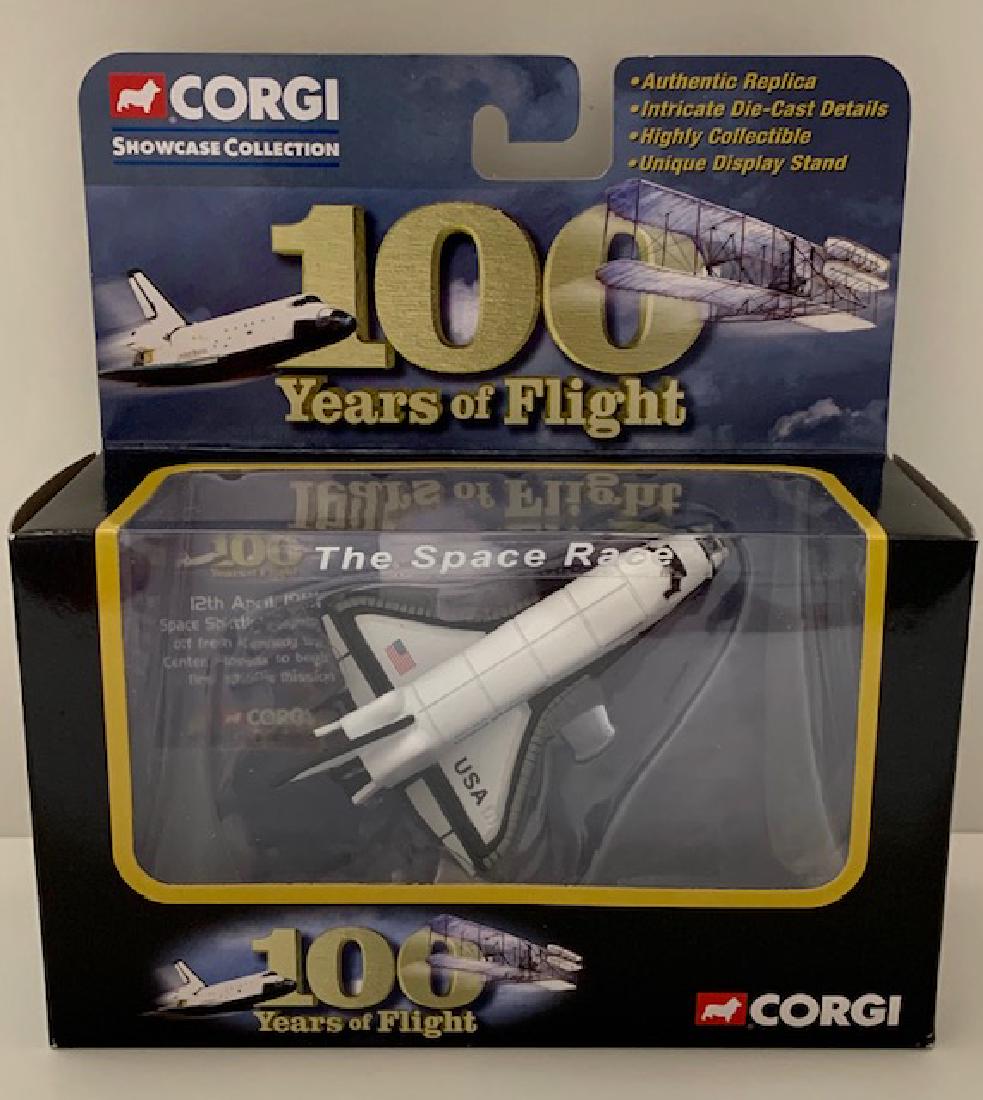 CORGI Toy Showcase Collection SPACE SHUTTLE COLUMBIA (1 of 2)