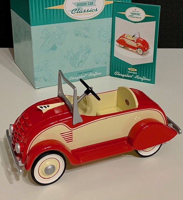 1934 Chrysler Airflow NOS Die-Cast Kiddie Car Classic (1 of 3)