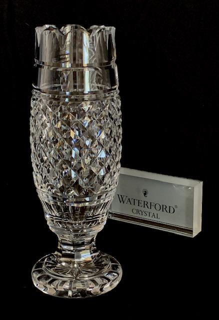 Large WATERFORD Irish Crystal Footed Scallop Top Vase (1 of 3)