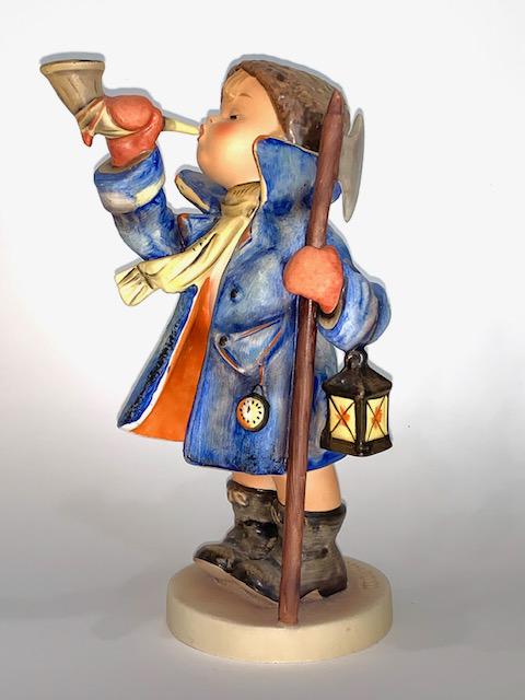 Large MJ HUMMEL Goebel Bugle Boy Hear Ye Figurine: Measurements are 7.5" Tall / This Figurine is in Beautiful Condition and has No Cracks or Repairs