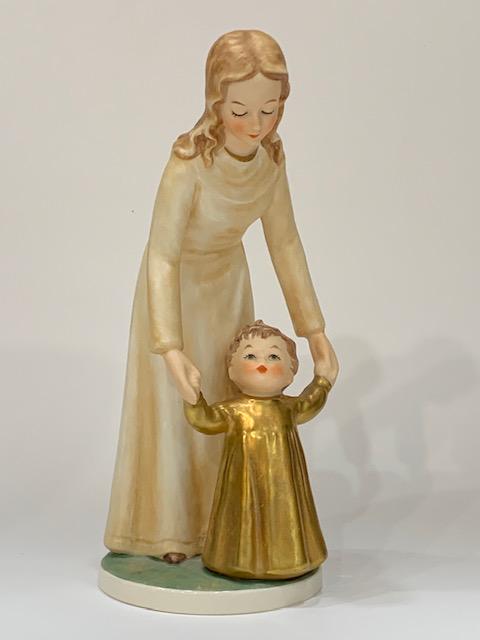 Rare 1966 Signed GOEBEL Her Shining Hour Figurine: West Germany / Stands 8 Inches Tall / Free from any Damage or Repairs / Multiple Photos Posted