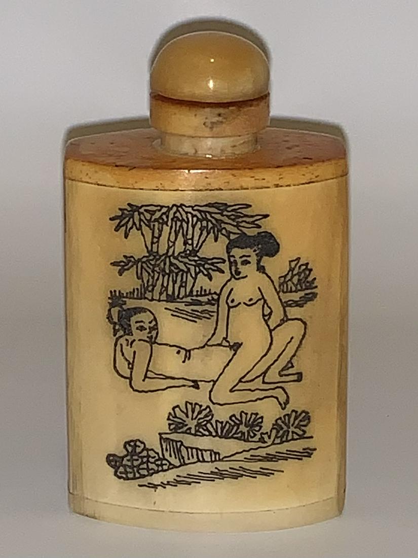 VTG Chinese Scrimshaw style Erotic Bone Snuff Bottle: 2 Different Images / Made from Ox Bone / Hand Painted Scrimshaw Style / Great Piece / See all Photos