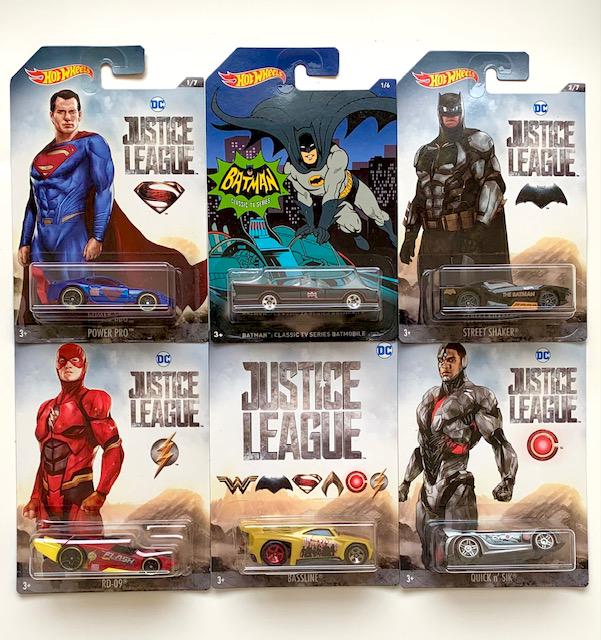 6 Batman & Justice League Toy Hot Wheel Die-Cast Cars: Lot of 6 in Original Packaging / The Packaging on a few of these are cracked but the Cars are in Like New Condition