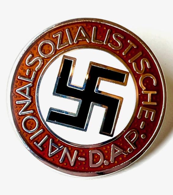 WW2 Nazi Germany Enameled Political Uniform Pin: This item came from an Estate Sale Liquidation. The Owners Claimed they were Surplus but We do not know for sure therefore We cannot Guarantee whether it is Period or Authentic. All Nazi Items are Sel