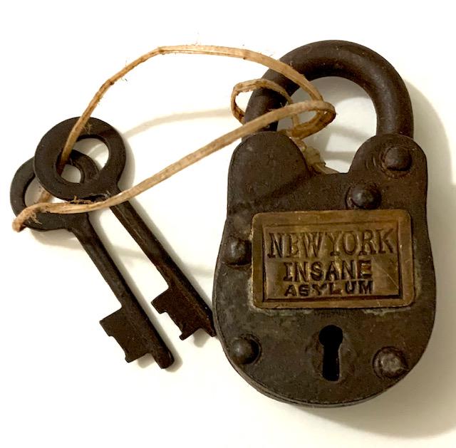 New York Insane Asylum Working Padlock with Keys (1 of 1)