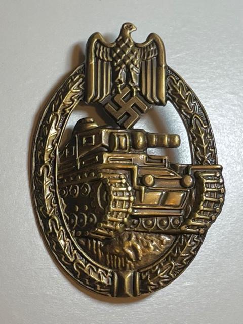 WW2 Nazi German Panzer Assault Badge Uniform Pin: Multiple Photos Posted - This item came from an Estate Sale Liquidation / The Previous Owners Claimed they were Surplus items but We do not know for sure therefore they are being Sold as Reproductions