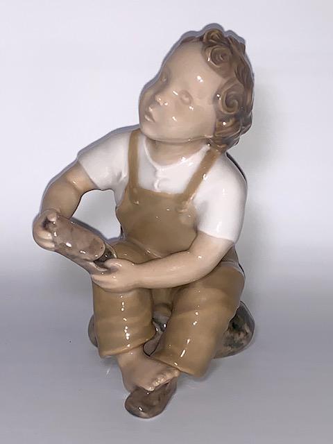 Vintage/Rare BING & GRONDAHL Porcelain Figurine Mint: Denmark Porcelain / #2275 / Multiple Photos Posted