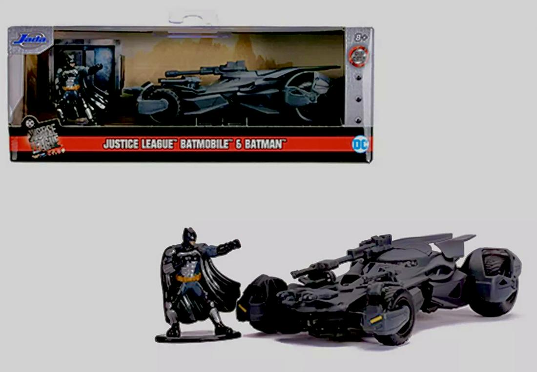 Justice League BATMAN & Die-Cast BATMOBILE by JADA Toys: Extremely Cool / Never Removed from Original Box / Must See all Photos