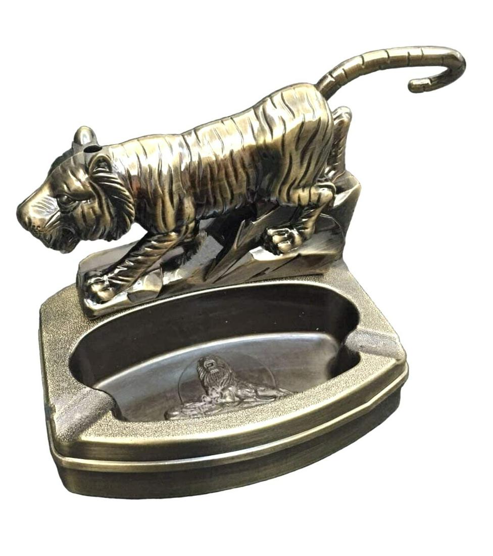 Working Tabletop 2 in 1 TIGER PROWL Lighter and Ashtray: Working but Never Used â€“ Very Cool Piece â€“ Multiple Photos Posted