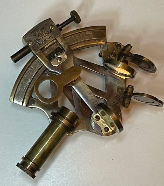 Ornate Ventura Germany Brass Nautical Sextant (1 of 5)
