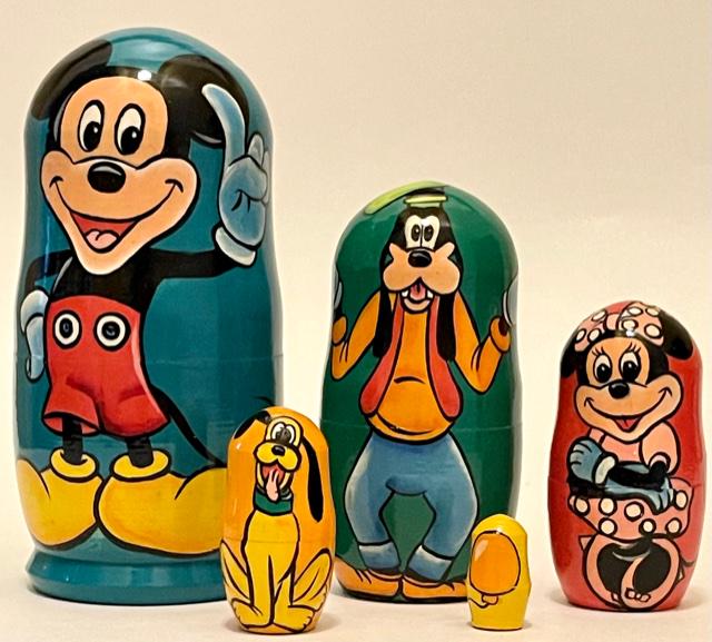 DISNEY Mickey Mouse & Friends Russian Nesting Dolls: Great Set