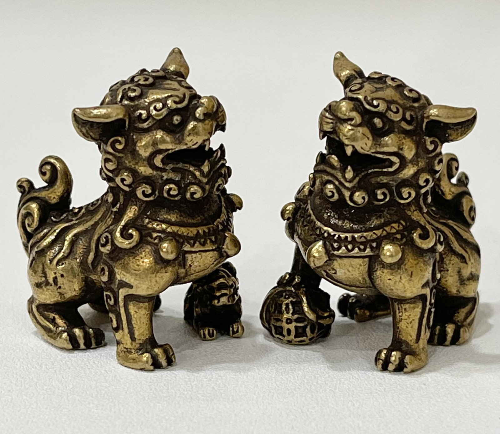 Lot of 2 Early Mini Curio Bronze Pixiu Foo Dog Lions (1 of 3)