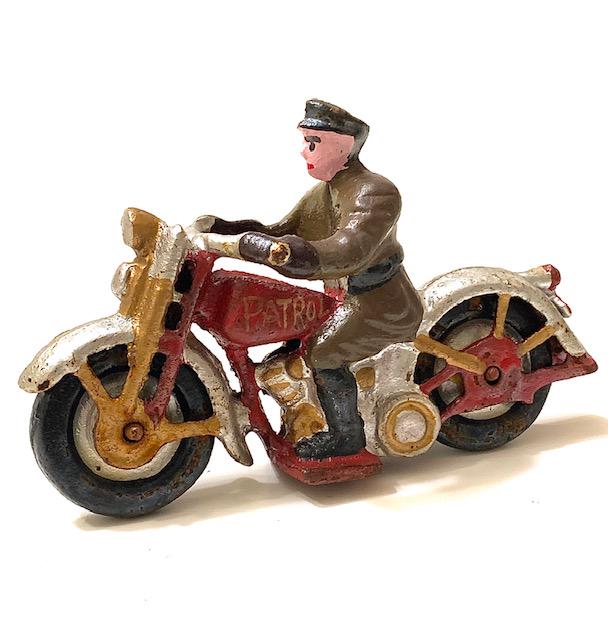 HARLEY DAVIDSON Cast Iron Policeman Motorcycle Toy (1 of 1)