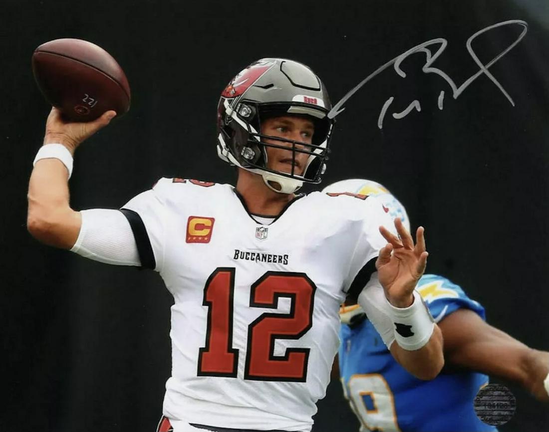 TOM BRADY Facs Autographed 8 X 10 RP Photograph (1 of 1)