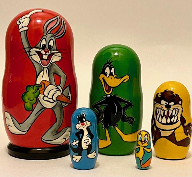 Warner Brothers Looney Tunes Russian Matryoshka Nesting Dolls: Set of 5 Hand Painted Looney Tunes Russian Nesting Dolls