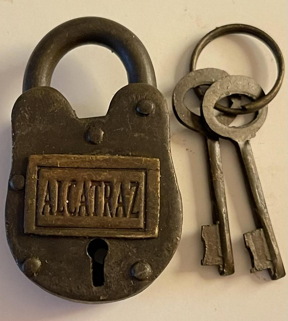 Awesome ALCATRAZ Prison Padlock with Working Keys (1 of 1)