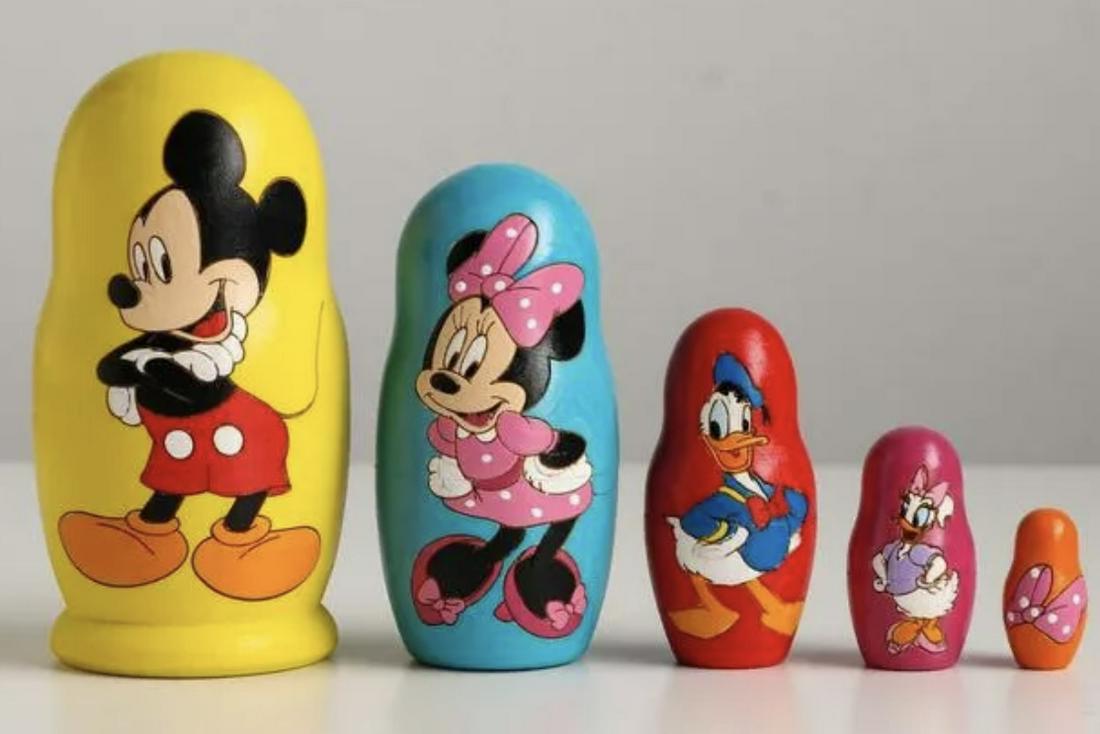 DISNEY Mickey Mouse & Friends Russian Nesting Dolls: Great Set of Russian Made Matryoshka Nesting Dolls featuring Mickey Mouse and Friends