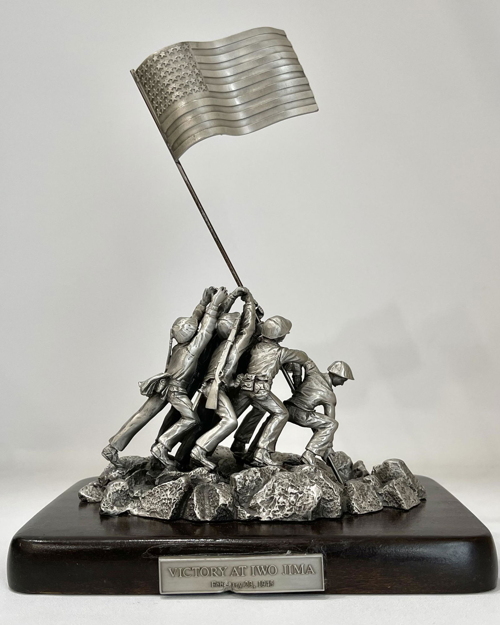 Limited Edition WW2 Victory at IWO JIMA Fine Pewter Sculpture (1 of 5)