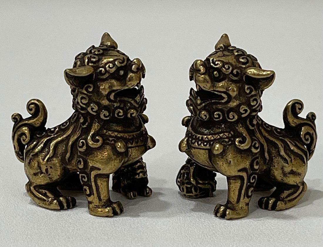 Lot of 2 Early Mini Curio Bronze Pixiu Foo Dog Lions (1 of 3)