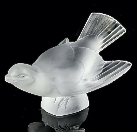 Vintage Etch Signed Lalique France Frosted Crystal Sparrow Bird Figurine: Beautiful condition with no chips, cracks or Repairs. Multiple photos posted.