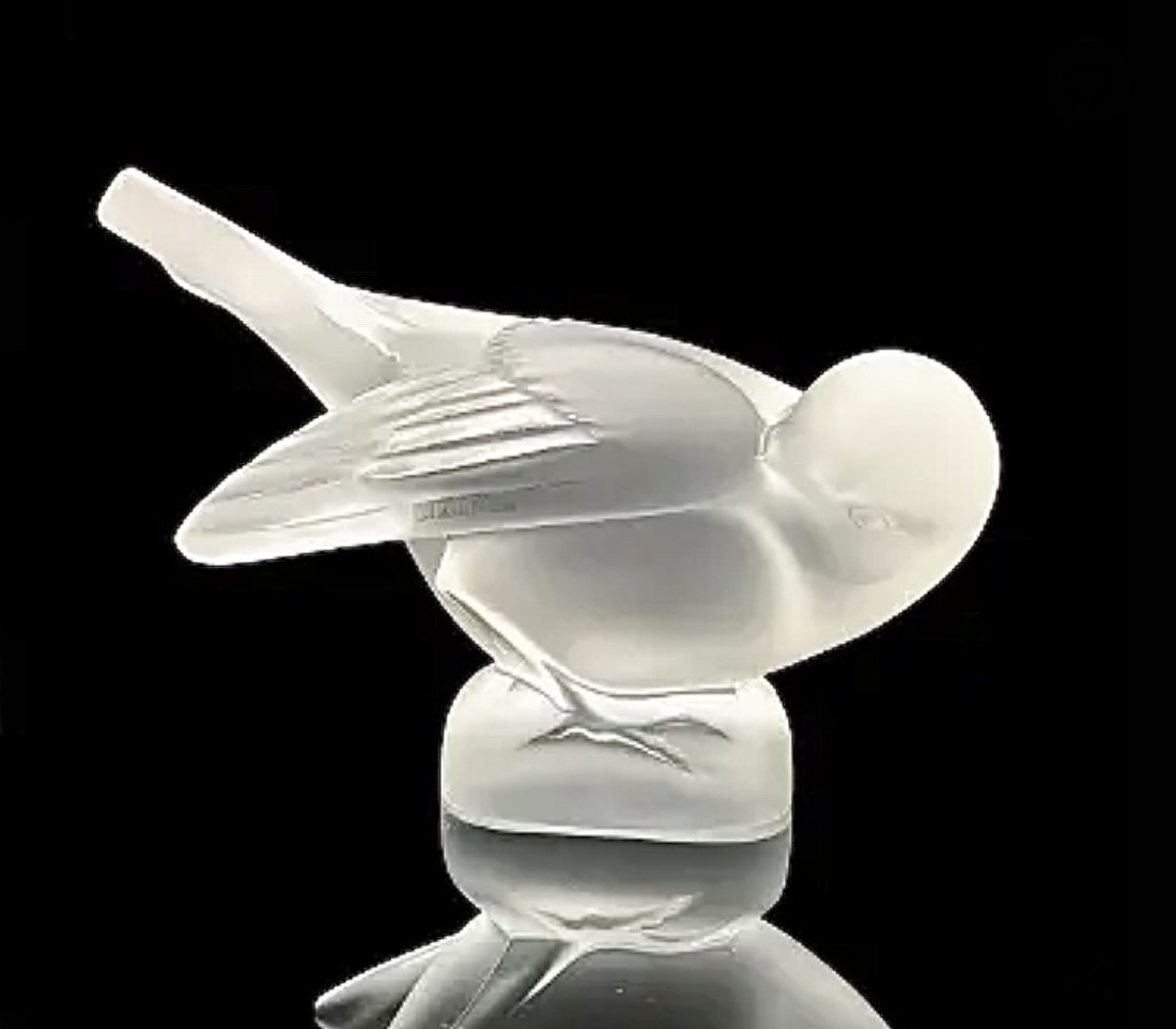Vintage Etch Signed Lalique France Frosted Crystal Sparrow Bird Figurine: Beautiful condition with no chips, cracks or Repairs. Multiple photos posted.