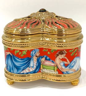 Rare House Of FABERGE Porcelain Trinket Music Box: Plays RAYMONDA. Works & Looks Perfect. Hand Painted. House of Faberge. Distributed through the Franklin Mint MULTIPLE PHOTOS POSTED