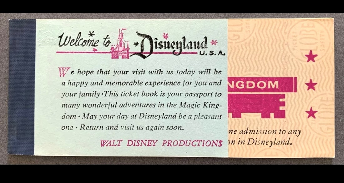 Rare Original 1970 Disneyland Magic Key Guest Ticket Booklet + Bonus (1 of 11)