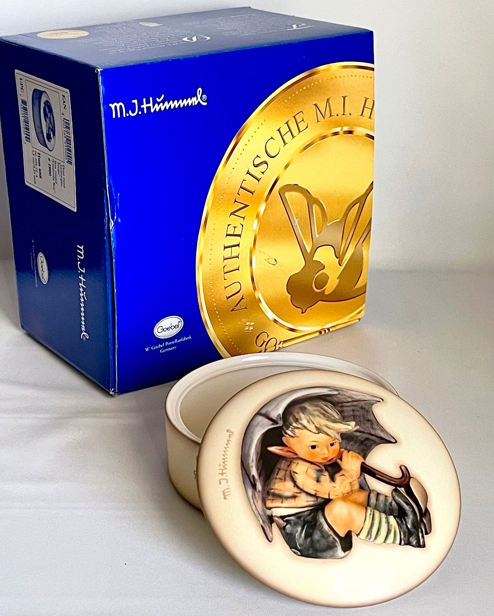 MJ Hummel Goebel Germany Porcelain Dresser Trinket Box (1 of 3)