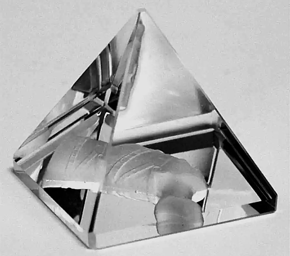 Swarovski style Crystal Pyramid of Queen Nefertiti by Roman w Original Box: This is a Beautiful Piece with Original Box by Crystalle Exclusively for Roman Crystal – It is in perfect condition