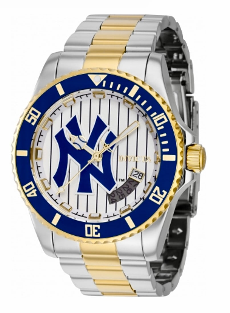 Licensed MLB New in Box INVICTA Automatic Mens New York Yankees Watch: Consignor states he paid $895 at a Retail - This Watch is still sealed and has never been out of its original MLB Retail Box Store. Multiple Photos Posted