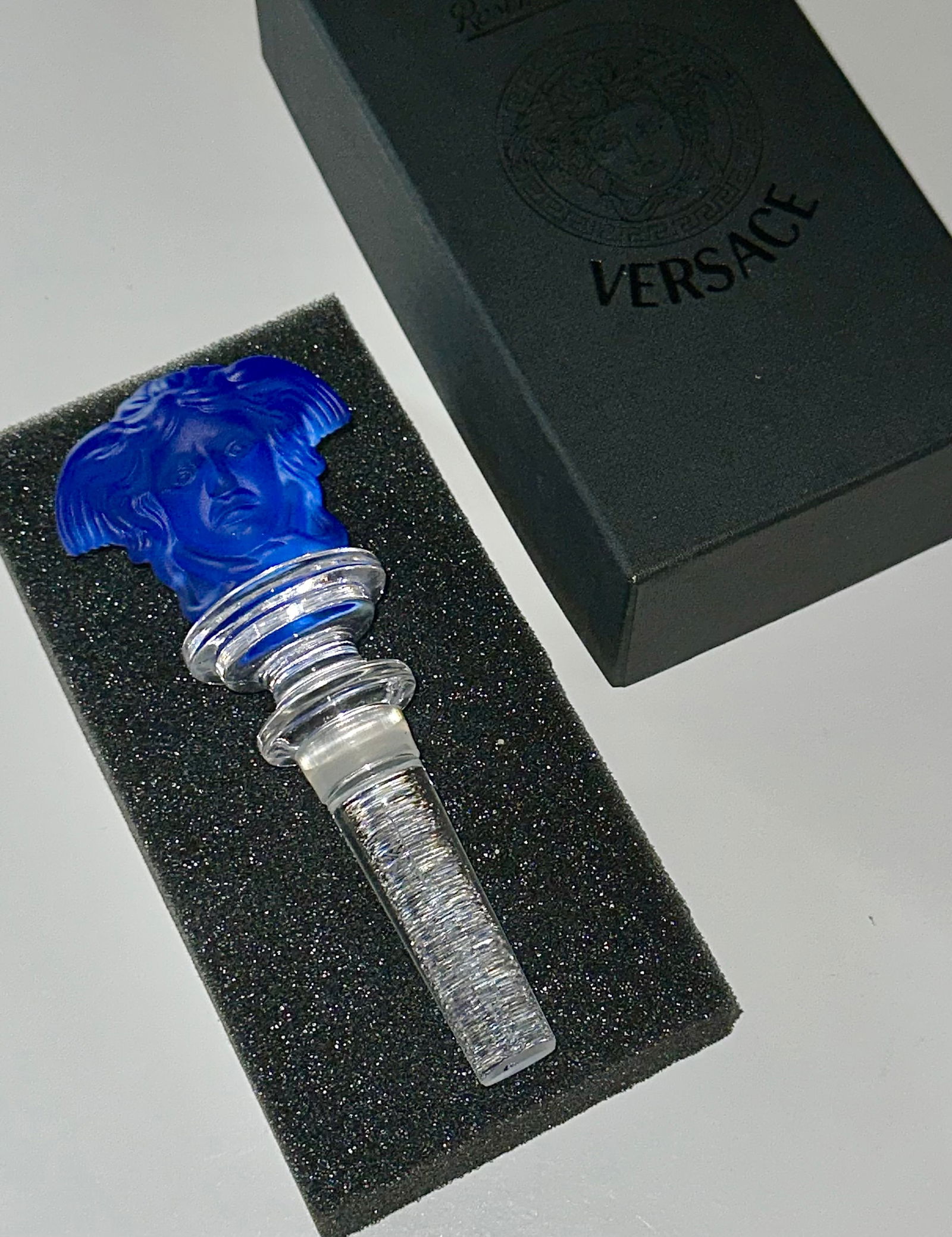 VERSACE Blue Crystal Medusa Decanter Bottle Stopper in Original Box (1 of 2)