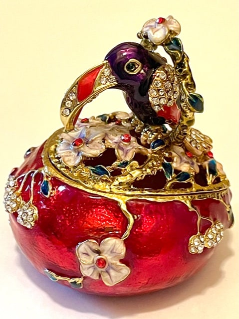 Beautiful Russian Studded & Enameled Toucan Trinket Box: Amazing Colors – Like New – Multiple Photos Posted