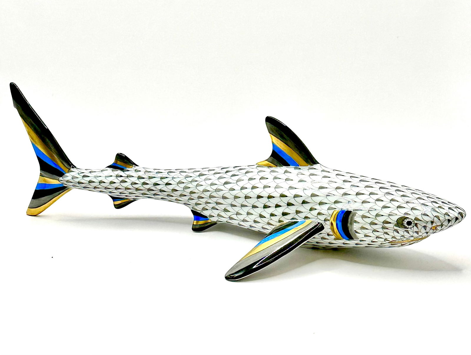 EX Rare 12in Long HEREND Hungary Fishnet Porcelain Shark Figurine (1 of 8)