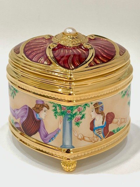 Rare Signed House of FABERGE Porcelain Trinket Music Box: ROMEO and JULIET / Works and Looks Perfect / Hand Painted / Signed House of Faberge / Multiple Photos Posted