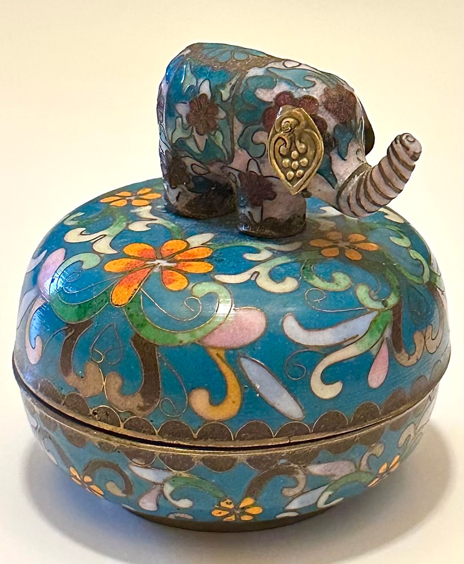 Rare Signed Chinese Cloisonne Elephant Trinket Music Box: It Appears to be Artist Signed with some writing in Chinese on the bottom - Awesome Piece that is hard to find – It was produced in 1992 and distributed by Ardleigh Elliott – Music Box Works and i