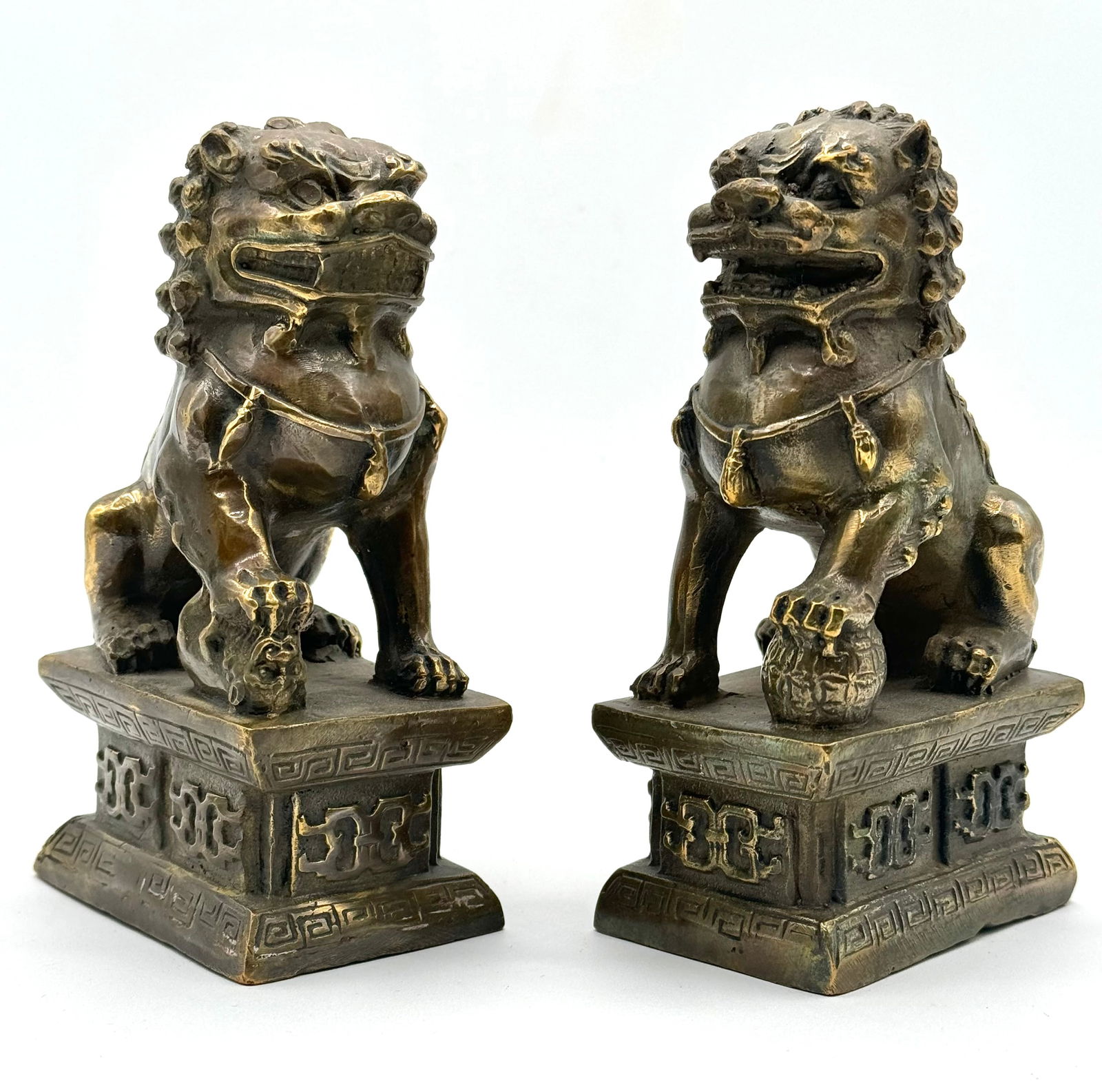 Old Hallmarks Signed Cast Bronze Shishi Guardian Lion Foo Dogs (1 of 4)