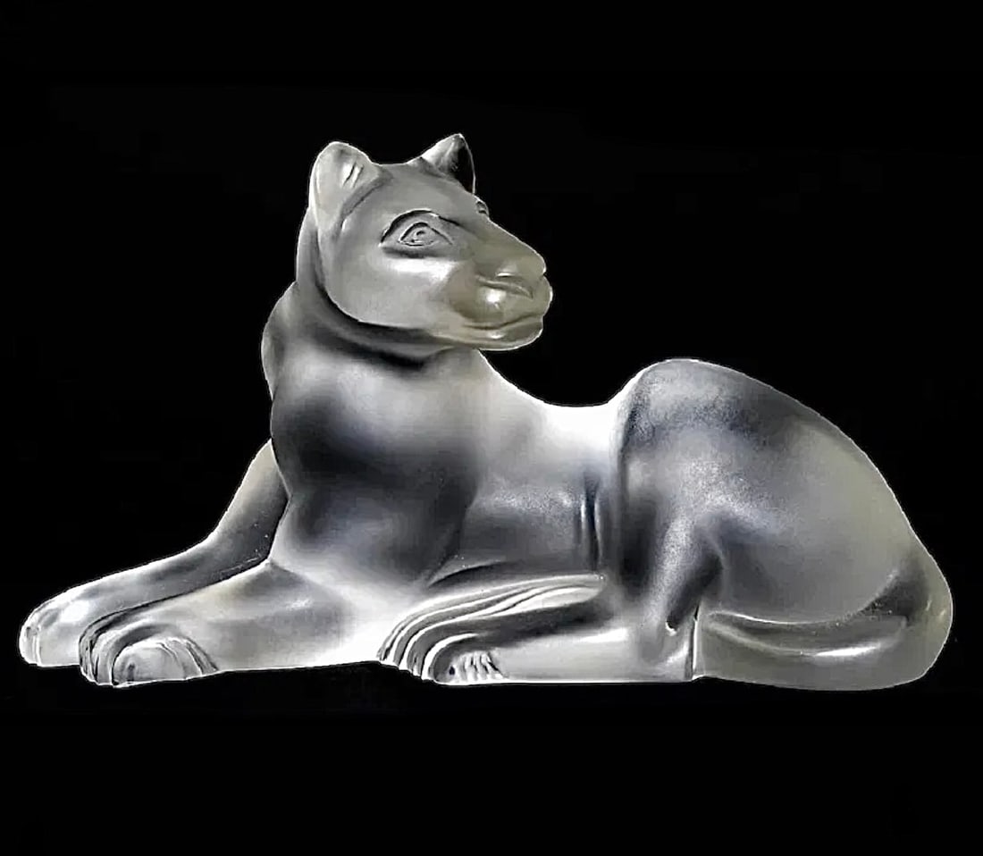 Large LALIQUE Frosted Crystal SIMBA Lion King Lioness Sculpture (1 of 8)