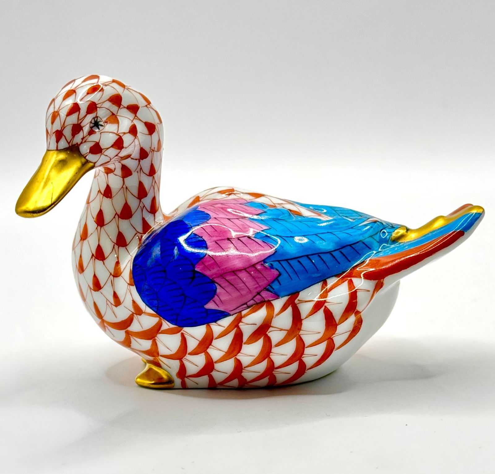 Beautiful HEREND Hungary Rust Colored Fishnet Porcelain Duck (1 of 3)