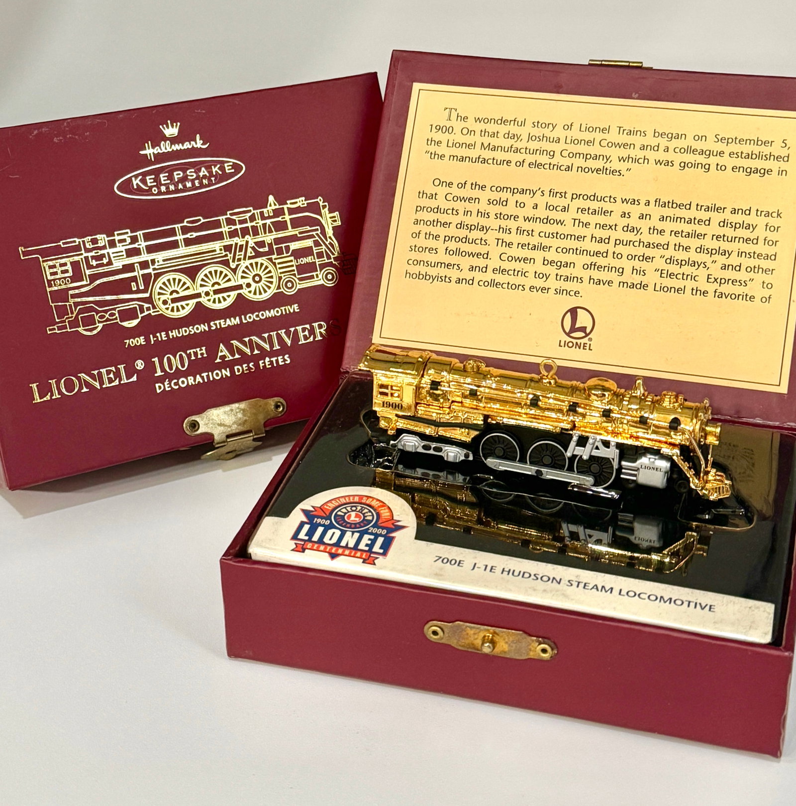 Rare LIONEL Trains 100 th Anniversary 22k Gold Flash 700E J-1E Huson Steam Locomotive: Hard to Find Vintage NIB 100 th Anniversary 22k Gold Flash 700E J-1E Huson Steam Gold Locomotive Ornament in the Original Box. Great Piece . Multiple Photos Posted