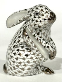 Ex Rare HEREND Hungary Platinum Fishnet Porcelain Rabbit Figurine