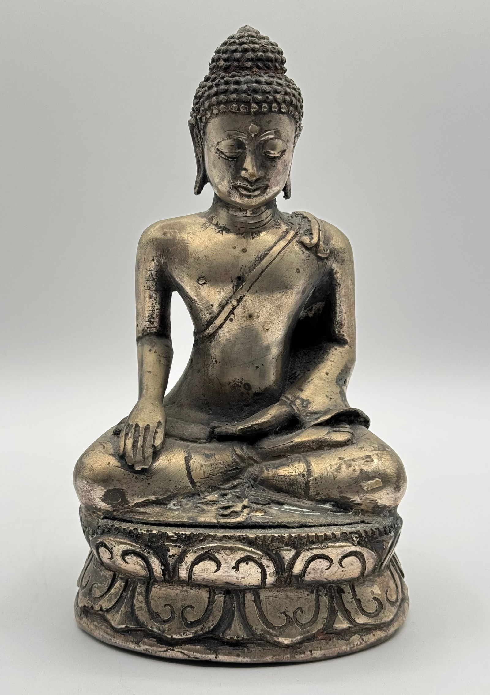 Antique Meditating Tibetan Silver Buddha with Great Patina (1 of 3)