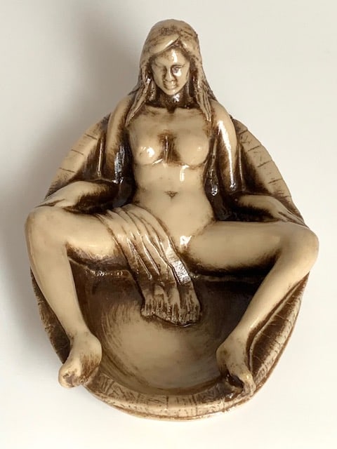 Risque Nude Lady Bathing Figural Ashtray – Great Piece: Multiple Photos Posted