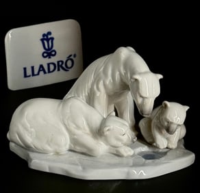 Vintage LLADRO Porcelain Polar Bear Family on Ice Cap Figurine
