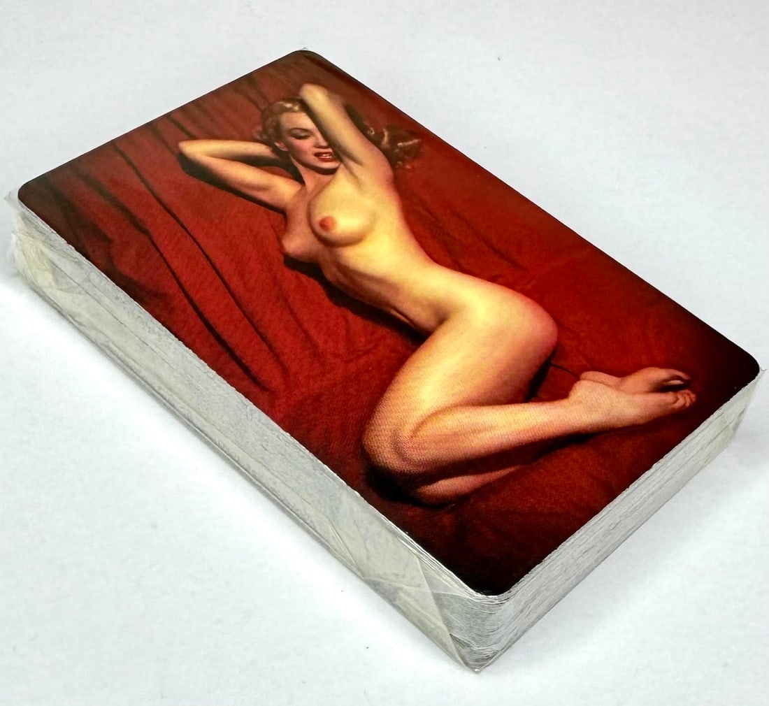 Vintage Sealed MARILYN MONROE Pin Up Girl Calendar Risque Playing Cards (1 of 2)