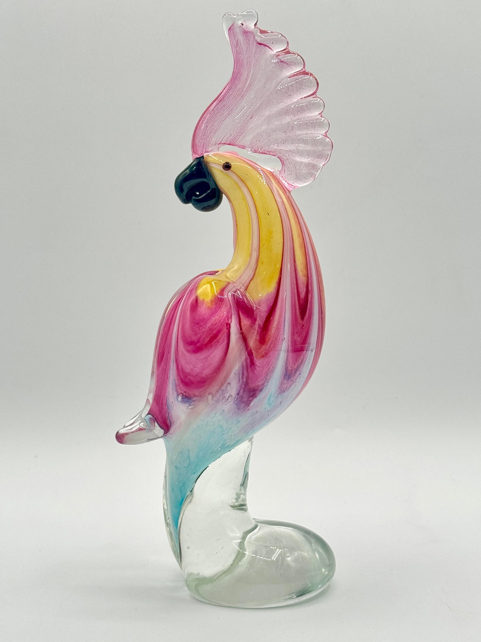Beautiful MURANO Art Glass Cockatoo with Great Colors: Great Looking Piece in Perfect Condition – Multiple Photos Posted